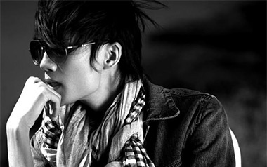 灰色头像吉他谱_许嵩_C调指法原版弹唱谱