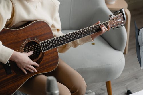 真心英雄吉他谱 G调