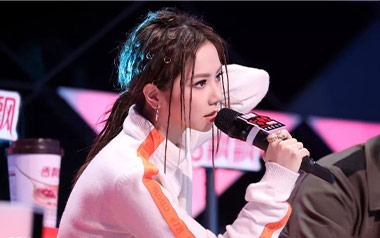 泡沫吉他谱_邓紫棋_D调指法原版弹唱谱