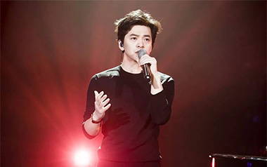 异乡人吉他谱_李健_C调指法原版弹唱谱