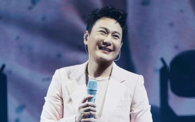 忘情忘爱吉他谱_张信哲_D调指法原版弹唱谱