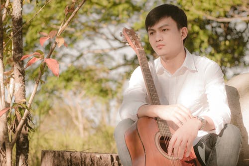 云烟成雨吉他谱 C调简单版