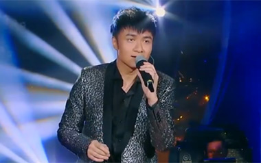 眼睛不能没眼泪吉他谱_古巨基_A调原版_吉他弹唱六线谱