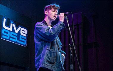 Strawberry And Cigarette吉他谱_Troye Sivan_G调弹唱六线谱