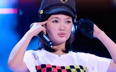 爱要坦荡荡吉他谱_丁丁_C调指法简单版