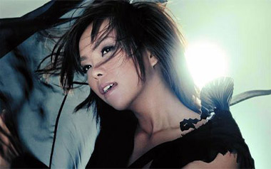 我可以抱你吗吉他谱_张惠妹_D调原版弹唱谱