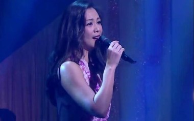 梦里是谁吉他谱_王馨平_G调指法原版弹唱谱