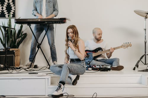 退后吉他谱 C调六线谱