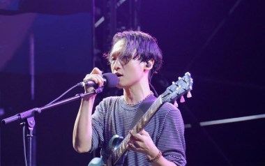 每个眼神都只身荒野吉他谱_郭顶_G调原版