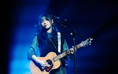 出山吉他谱_花粥/王胜男_G调指法原版弹唱谱