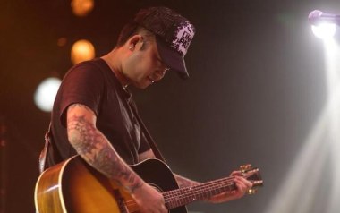 一瞬间吉他谱_马融/丽江小倩_C调指法弹唱谱