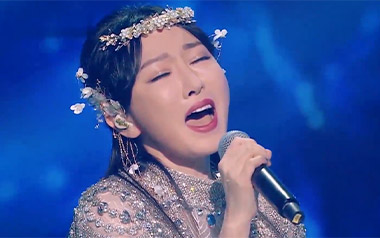 左手指月吉他谱_萨顶顶_F调指法原版弹唱谱