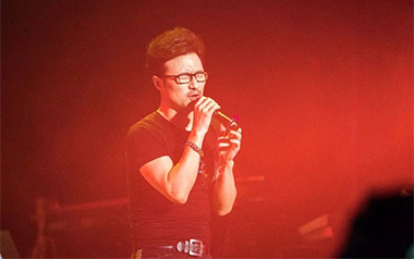 硬币吉他谱_汪峰_F调指法原版弹唱谱