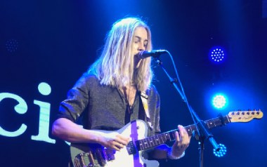 Silhouettes Of You吉他谱_Isaac Gracie_C调_吉他弹唱六线谱